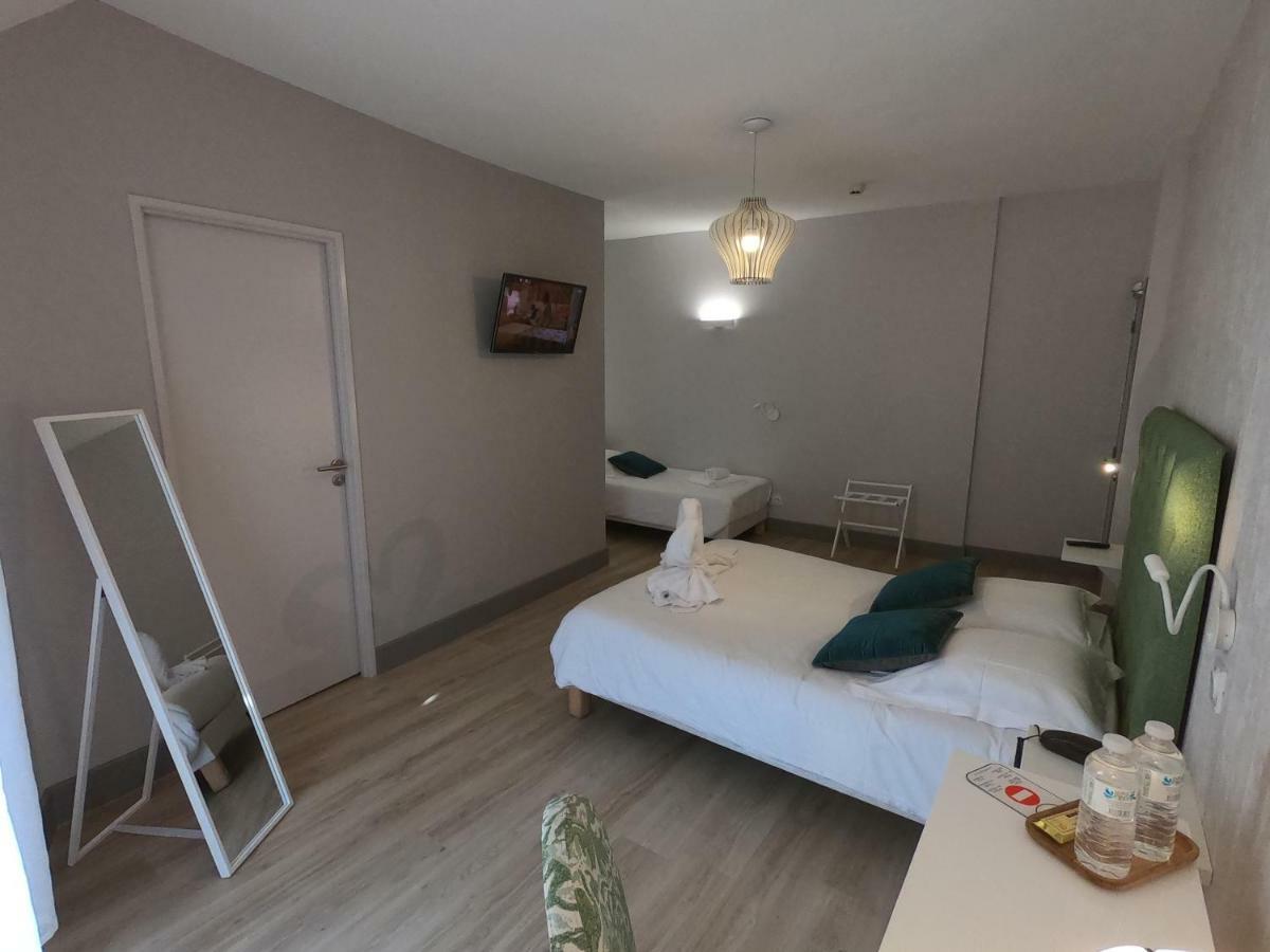 Le Home Belves Bagian luar foto