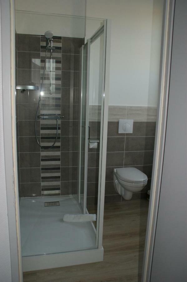 Le Home Belves Bagian luar foto