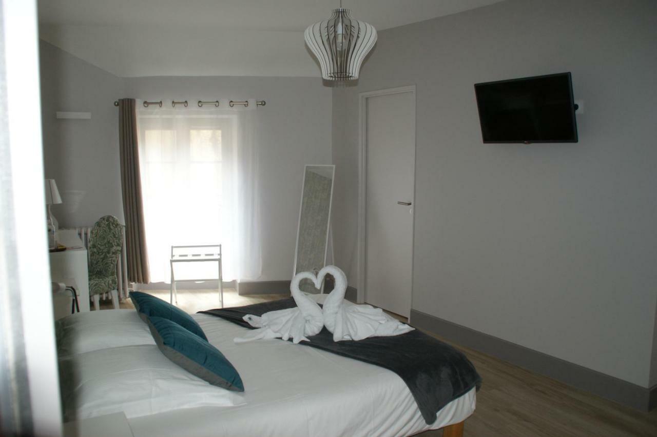 Le Home Belves Bagian luar foto