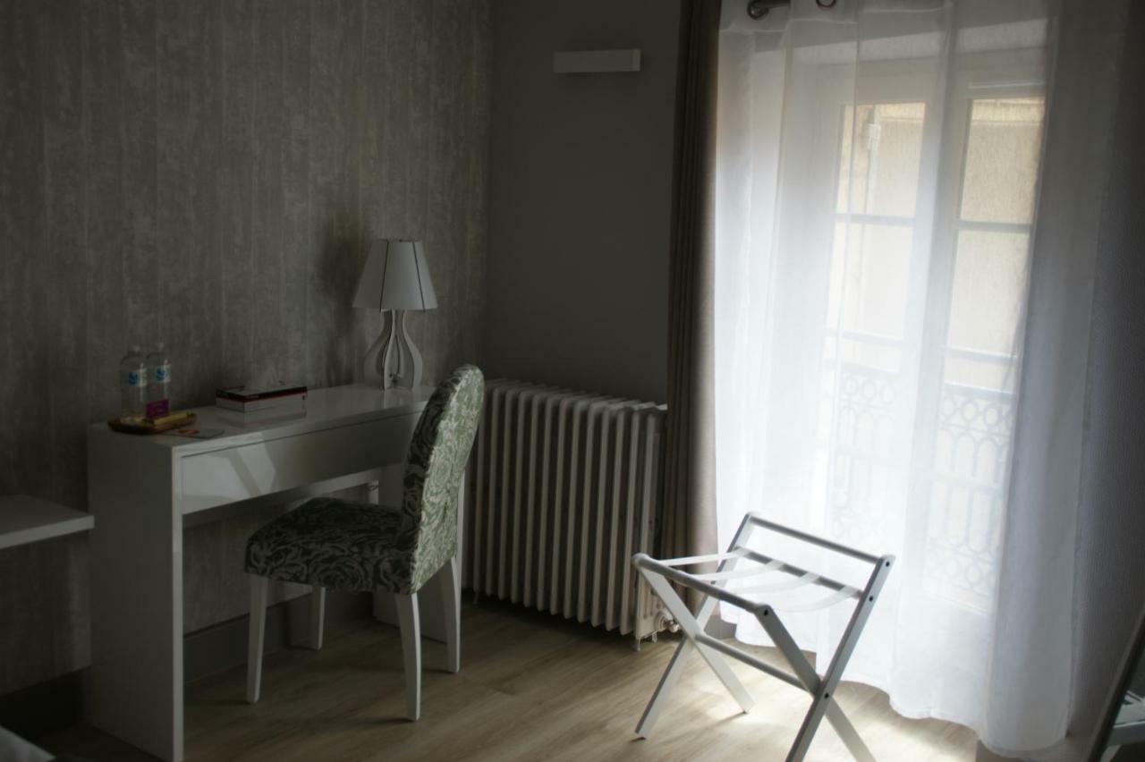 Le Home Belves Bagian luar foto