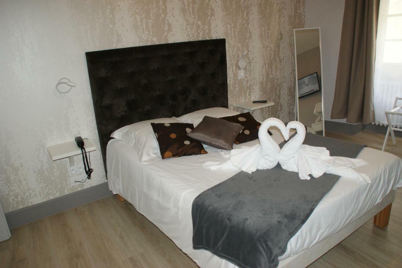 Le Home Belves Bagian luar foto